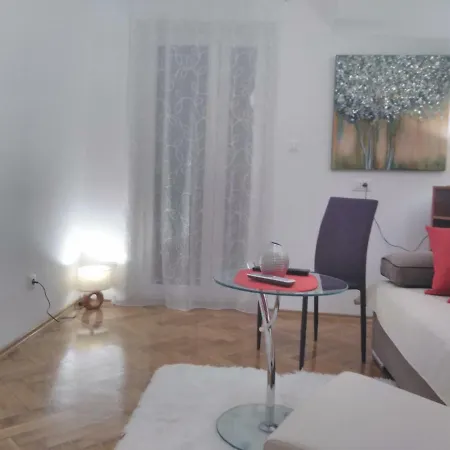 شقة Ksenija *